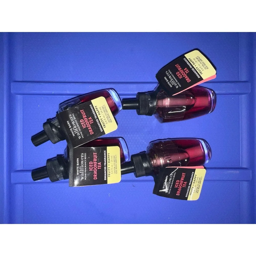 Bath and body works White Barn Wallflowers Refill Iced Dragonfruit Tea 4 Bulbs